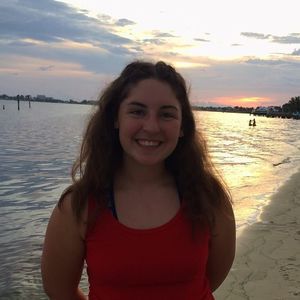 Meet your Posher, Alyssa